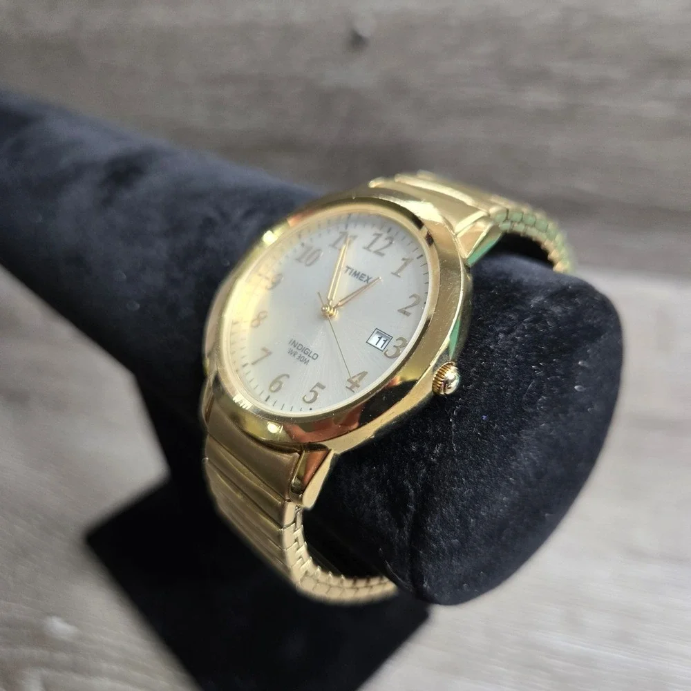 Timex Indiglo Gold Tone Watch Date Window Expansion Band WR 30M R9